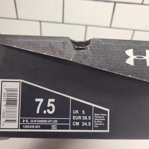 Under Armour Sport Shoes - Picture 6 of 6